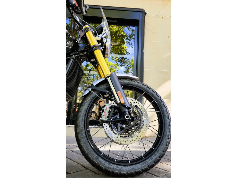 TRIUMPH SCRAMBLER 1200 XE