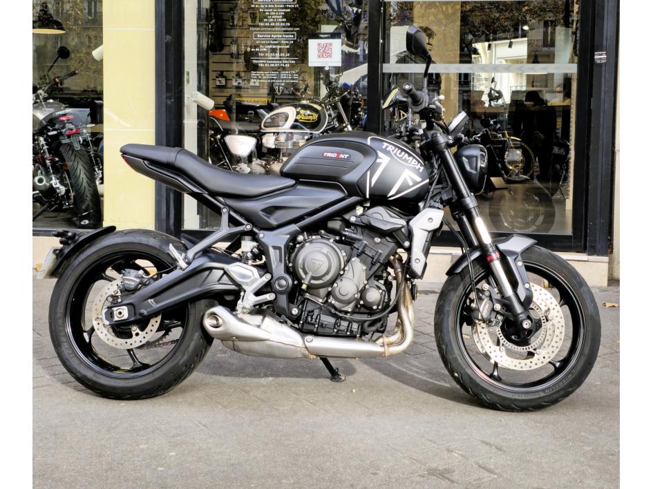 TRIUMPH TRIDENT 660