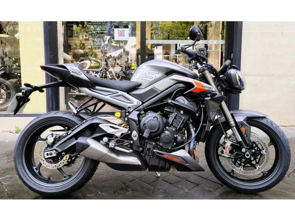 TRIUMPH STREET TRIPLE 765 RS