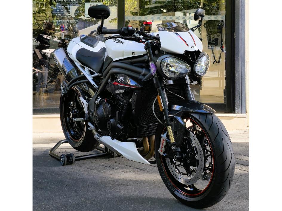 TRIUMPH SPEED TRIPLE 1050 RS