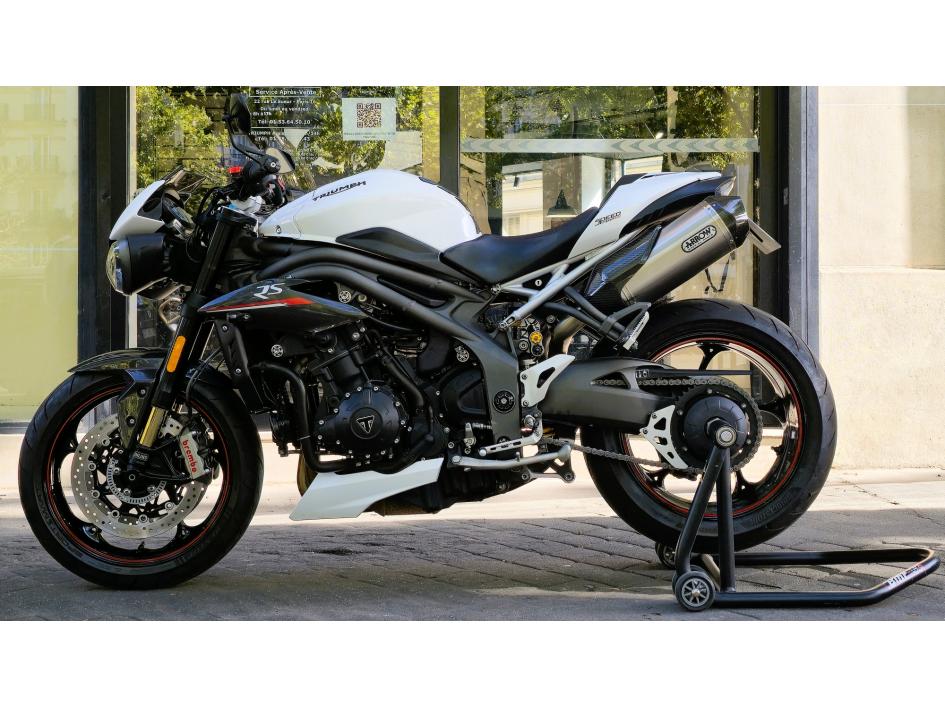 TRIUMPH SPEED TRIPLE 1050 RS