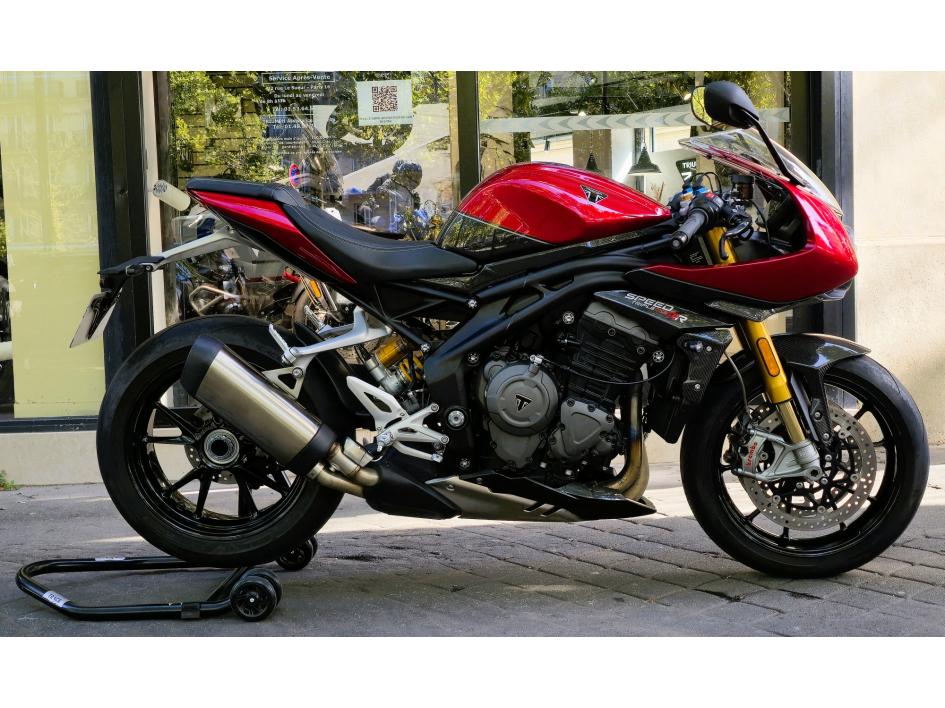TRIUMPH SPEED TRIPLE 1200 RR