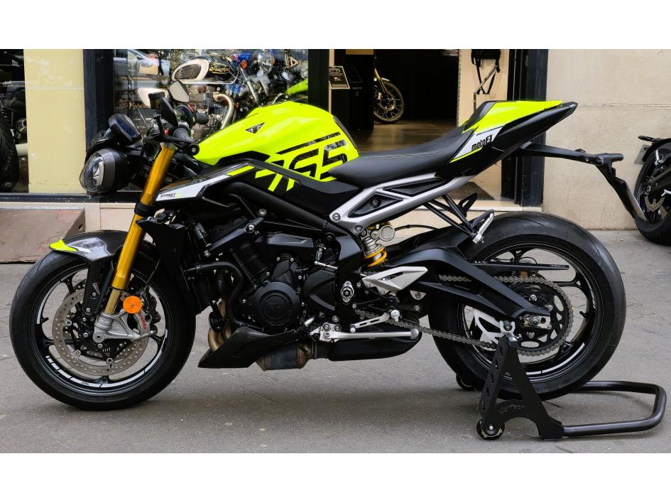TRIUMPH STREET TRIPLE 765 RS MOTO 2