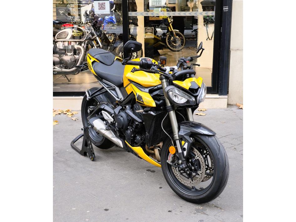 TRIUMPH STREET TRIPLE 765 RS