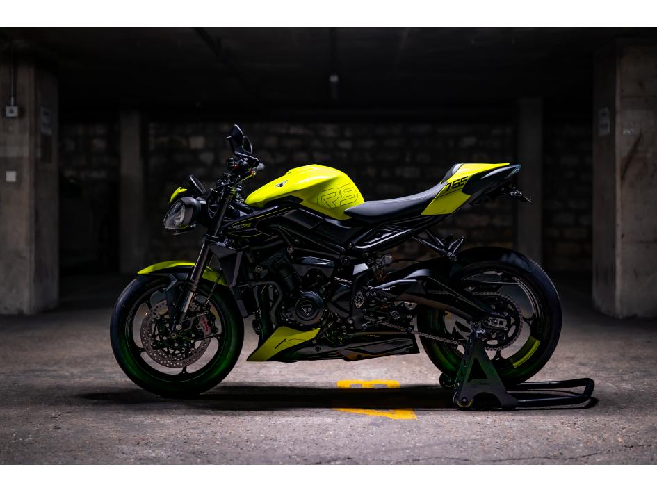 Street Triple RS Triumph Racing Yellow